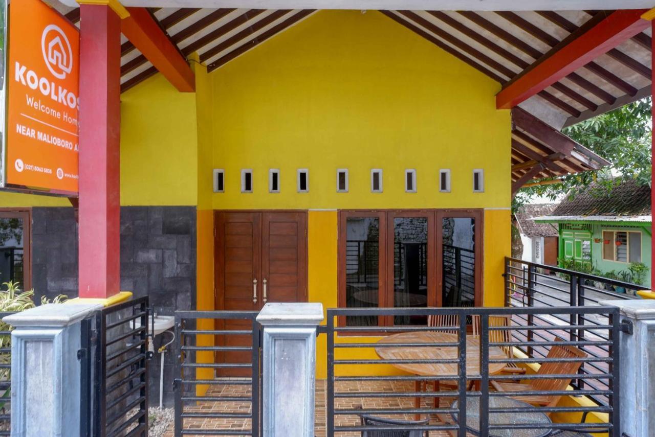 Koolkost Syariah Near Malioboro Area Hostel Jogjakarta Buitenkant foto