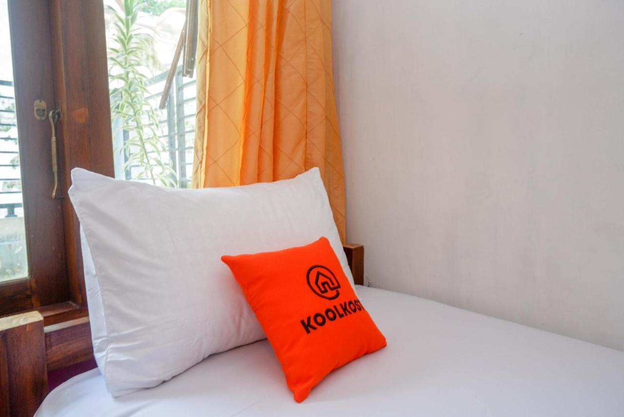 Koolkost Syariah Near Malioboro Area Hostel Jogjakarta Buitenkant foto