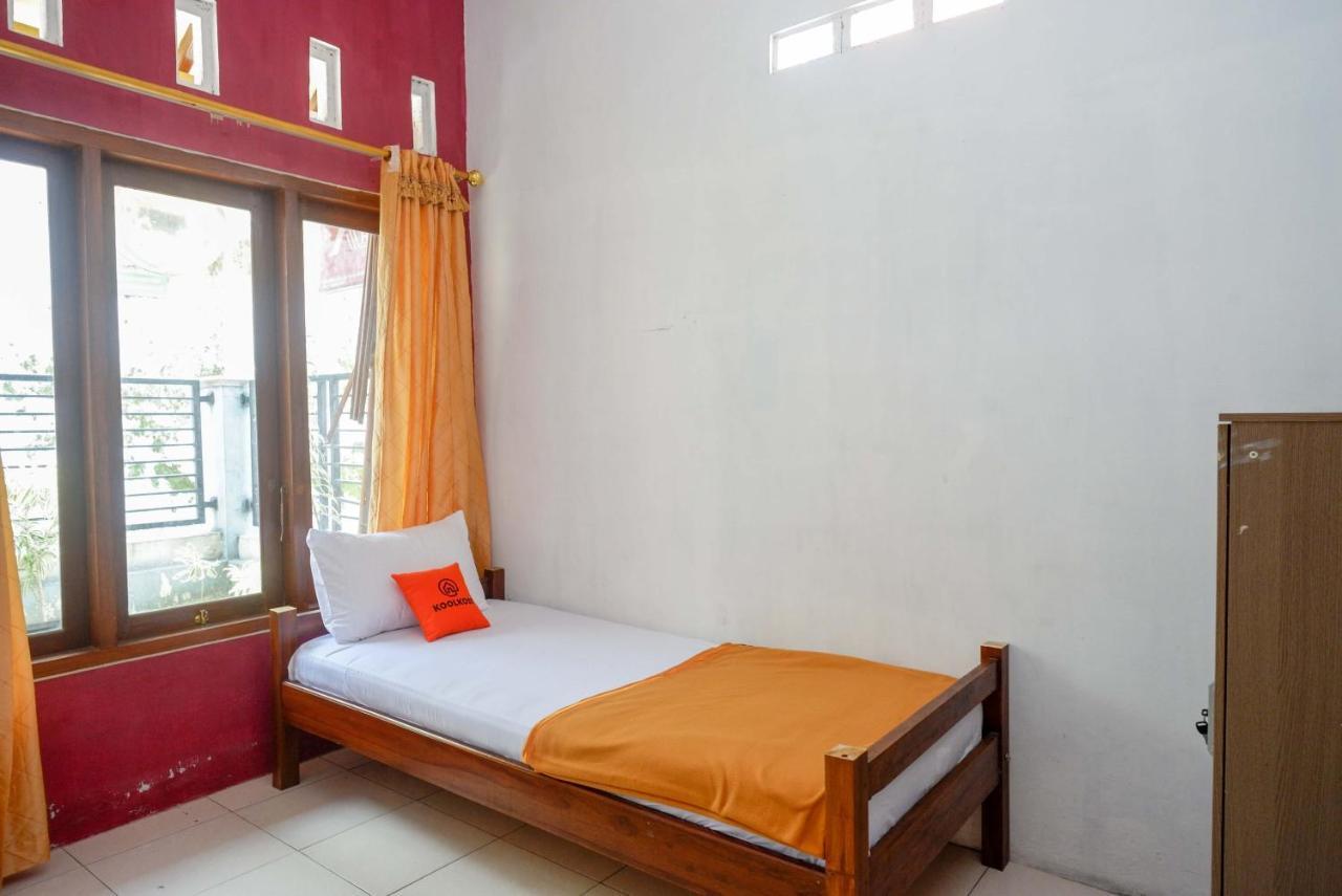 Koolkost Syariah Near Malioboro Area Hostel Jogjakarta Buitenkant foto